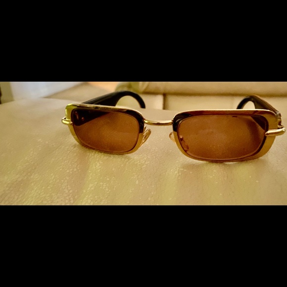 ✨Christian Dior Eva 42X Quilted Arms Sunglasses✨ - Picture 7 of 11